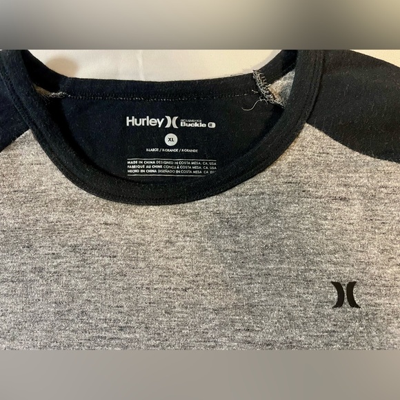 Hurley Men’s XL Long Sleeve Tee - Picture 2 of 6